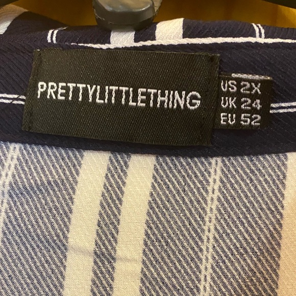 Pretty Little Thing Navy Blue/White Button Down - Picture 4 of 4